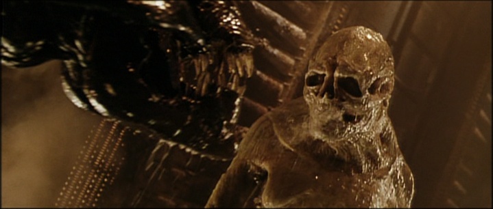 Alien Legacy / R2 (frame 129352)