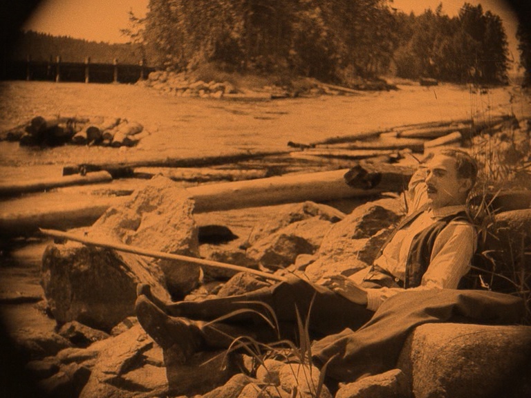 FINNKINO (frame 14239)