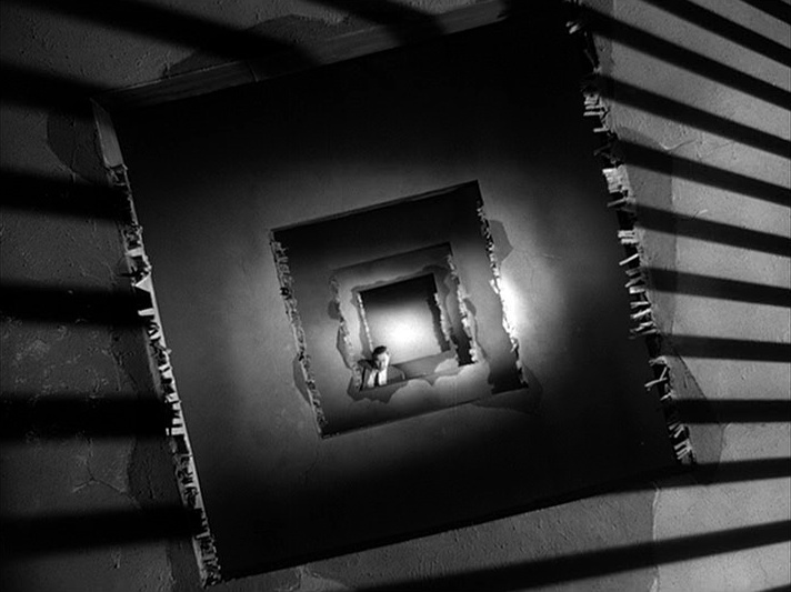 Universum Film (frame 118696)