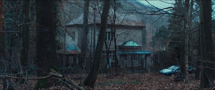 Magic Box / Blu-ray (frame 36850)