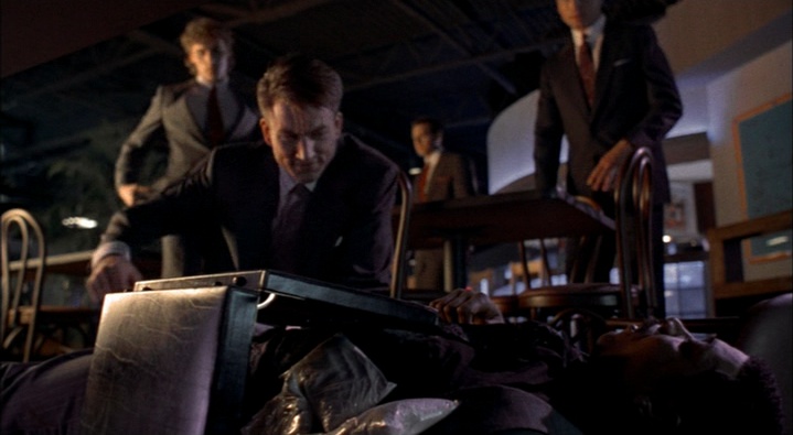 Media Suits / MGM Home Entertainment (frame 21396)