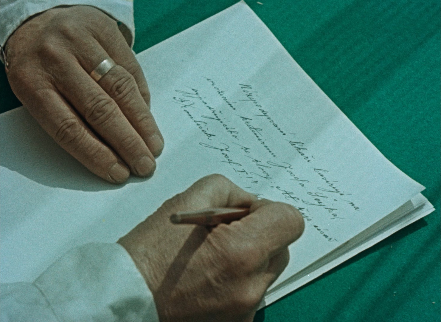 National Film Archive / Blu-ray (frame 33839)