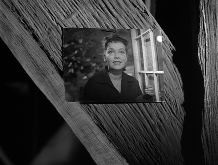 Universum Film (frame 15782)