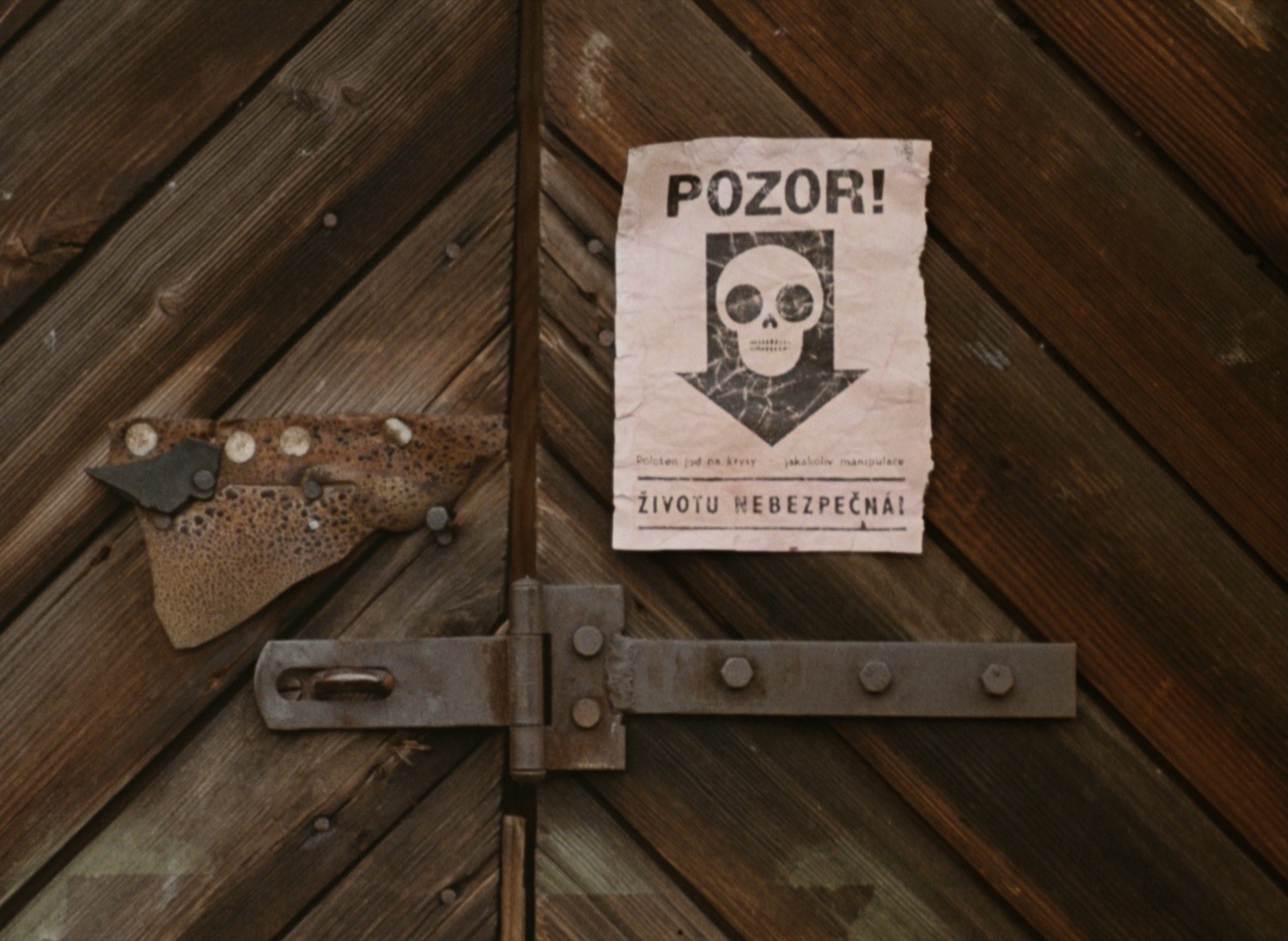 Slovak Film Institute / Blu-ray (frame 24840)