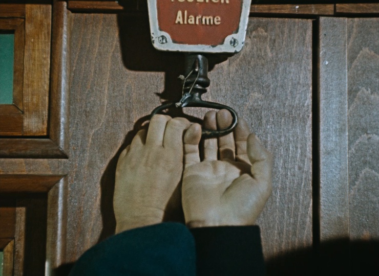 National Film Archive / Blu-ray (frame 10110)