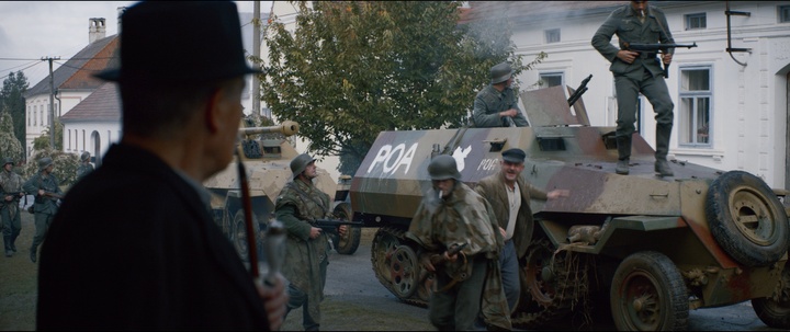 Theatrical Cut in Colour (frame 138457)