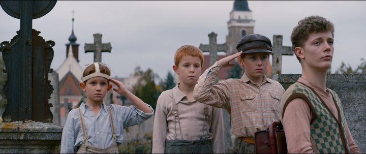 Theatrical Cut in Colour (frame 150588)