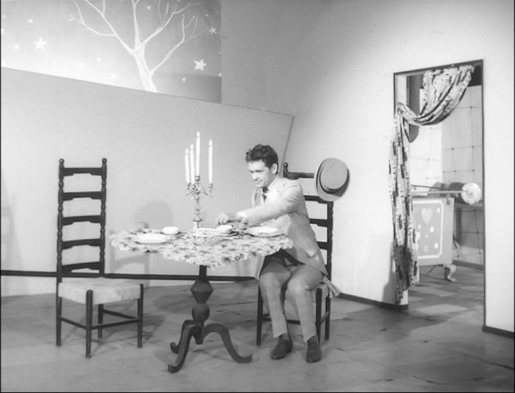 Vella Vision (frame 69427)