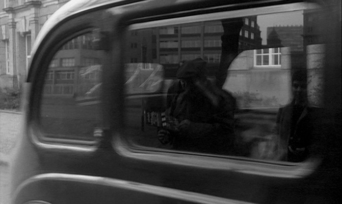 Universum Film (frame 88417)
