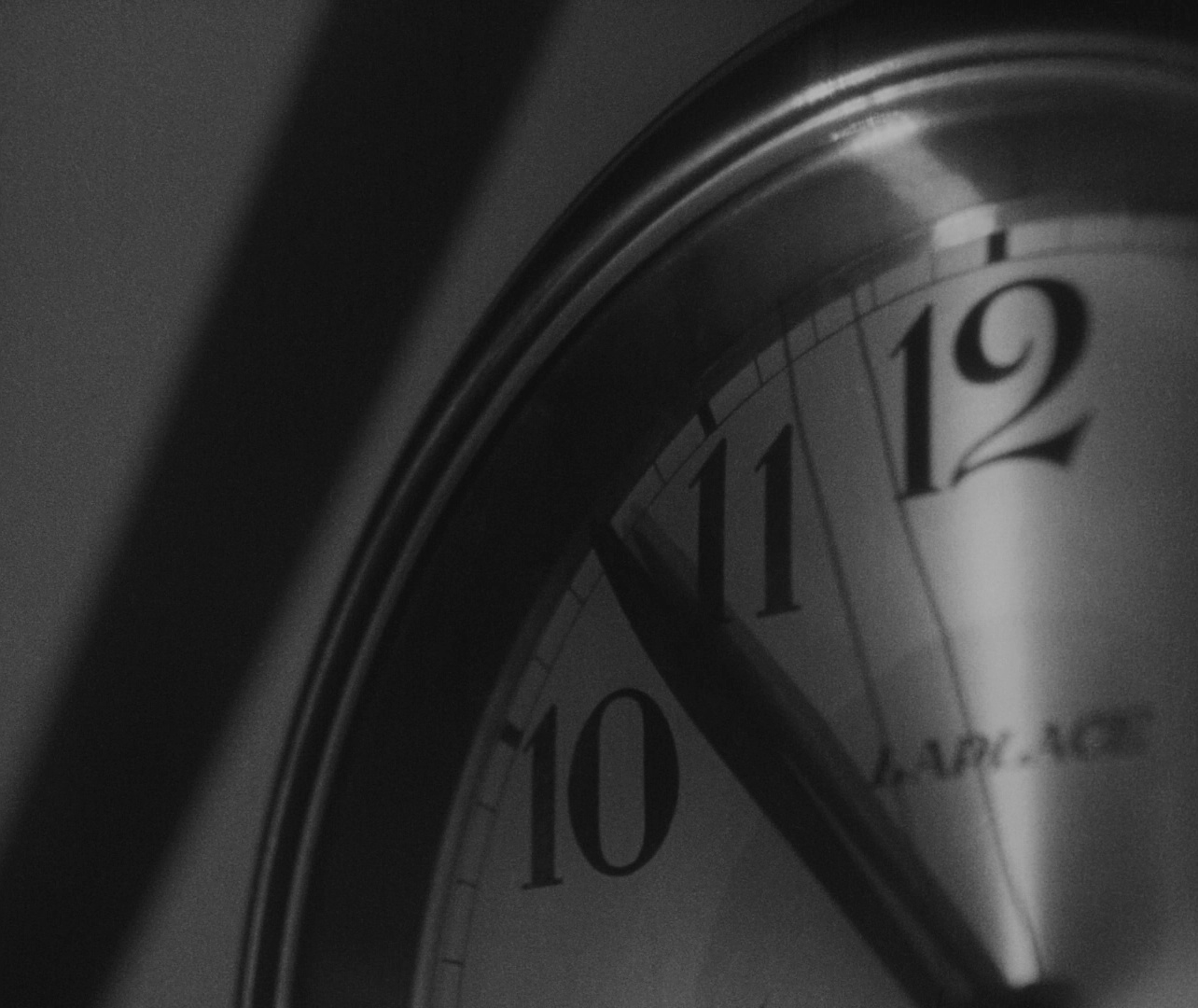 National Film Archive / Blu-ray (frame 3564)